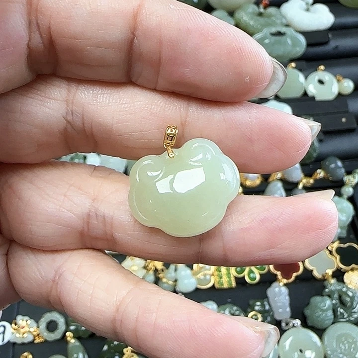 和田玉18K金镶嵌吊坠(不含链)