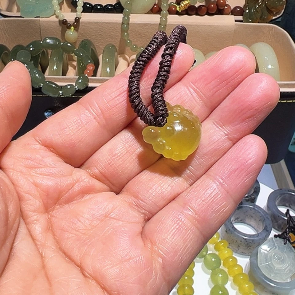 【闪购商品】未镶嵌蛇纹石玉戒指