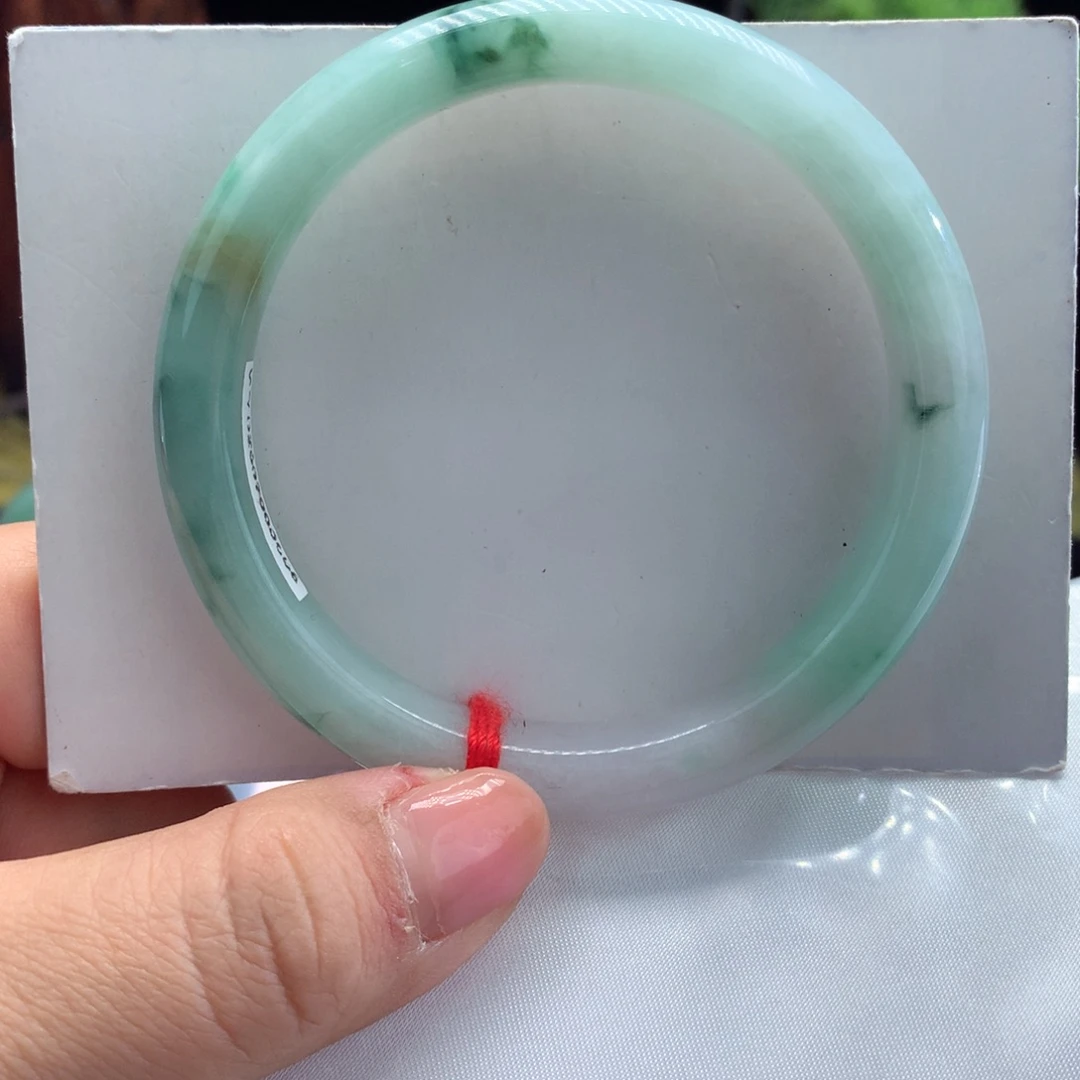 翡翠未镶嵌手镯纯天然