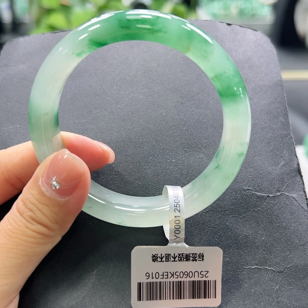 未镶嵌手镯石英质玉（非洲翠）➕小亚56+