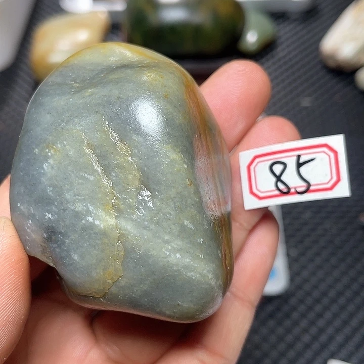 未镶嵌和田玉挂件85