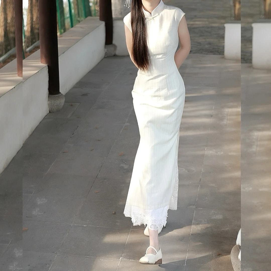 俏娘鱼【白芷云烟】2025春夏新款改良新中式复古月牙袖条纹旗袍日常
