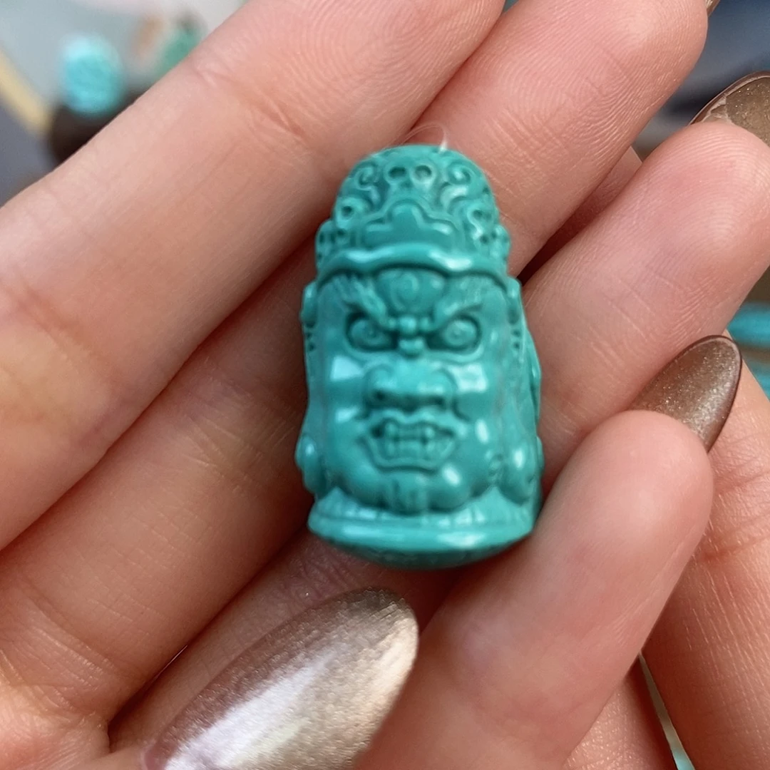 绿松石饰品未镶嵌