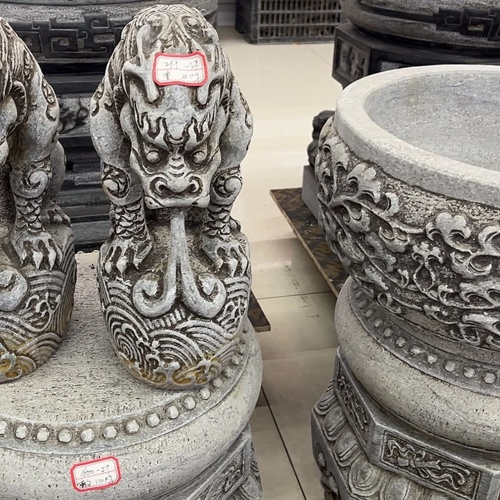 石头山西石雕艺术刘