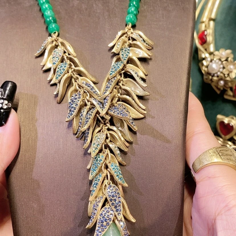 【闪购商品】纯铜锆石合金呼**兰
