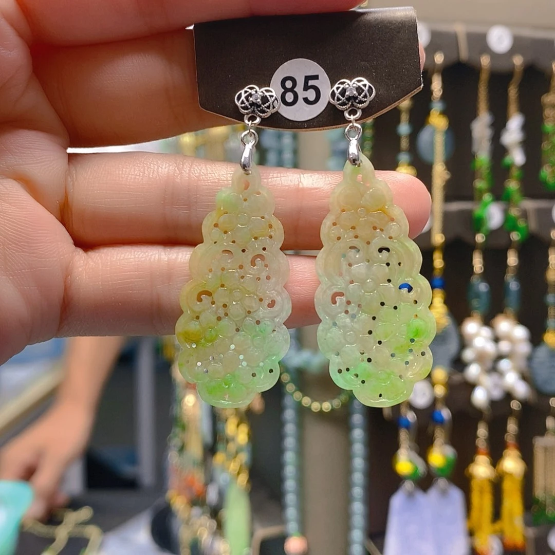 未镶嵌翡翠耳饰翡翠