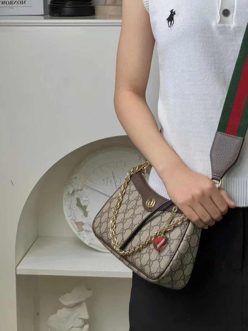 99新 GUCCI/古驰 ophidia腋下草莓/优品