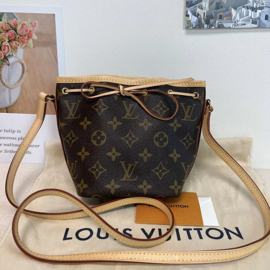 95新 LouisVuitton/路易威登 LV抽绳烧麦bb斜挎包芯片120包展