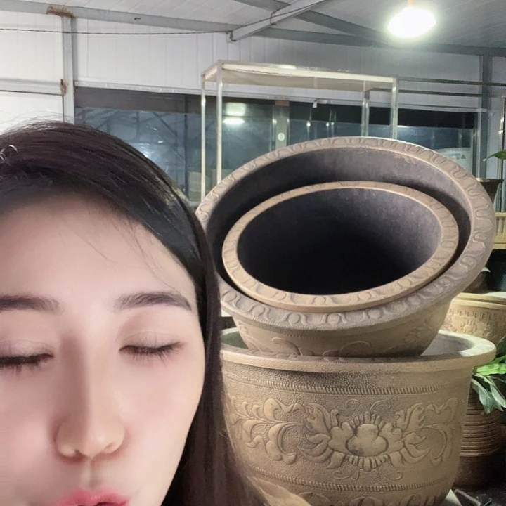 圆93口径花盆两个