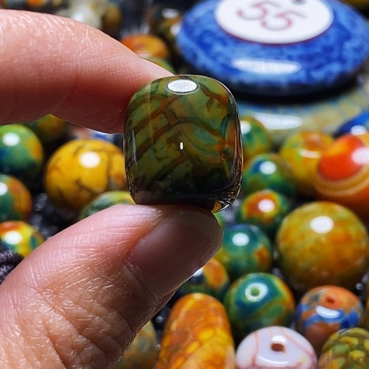 用***1玛瑙/玉髓未镶嵌颈饰