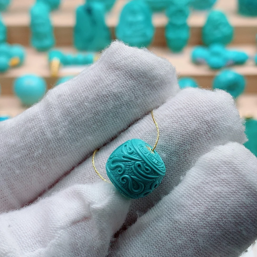 绿松石未镶嵌六字箴言