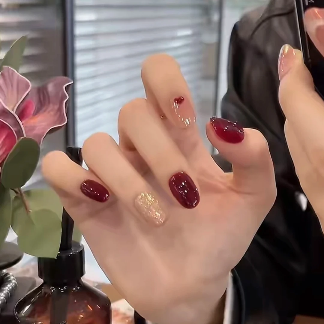 【小爱心】小末汀显白红色新年纯欲气质简约温柔穿戴甲