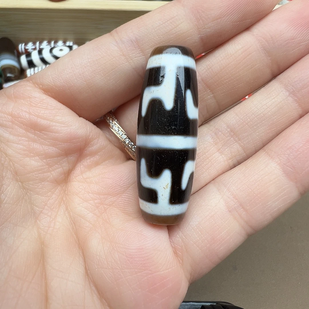 这***敬玛瑙/玉髓未镶嵌珠宝半成品