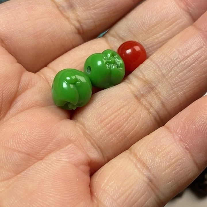 南红玛瑙未镶嵌颈饰