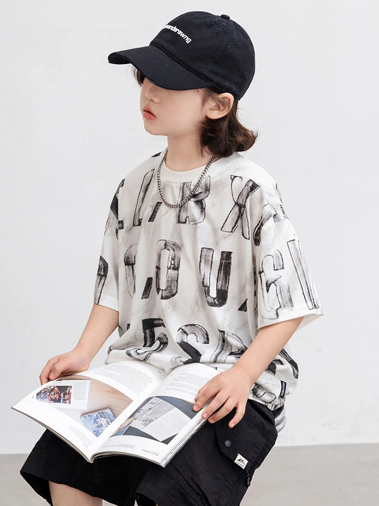 夏季宽松短袖中大童圆领印花痞帅男童渐变T恤男套装