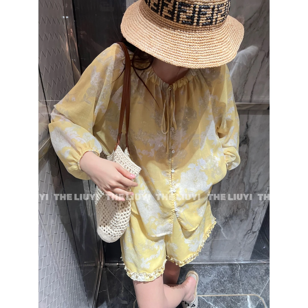 【LIUYI】韩系气质度假碎花高级感上衣+高腰宽松短裤两件套57058