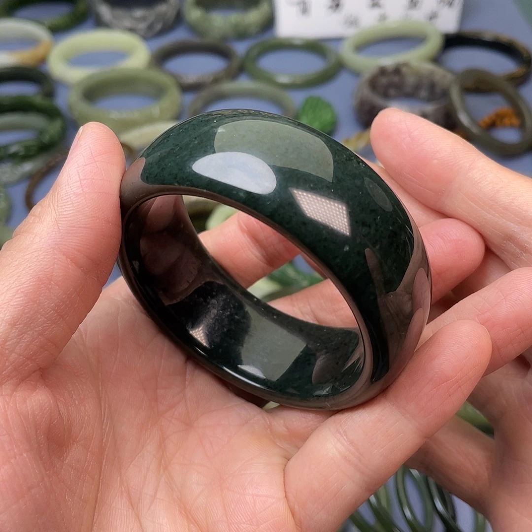 和田玉（青玉）未镶嵌手镯宽轮胎56.8mm
