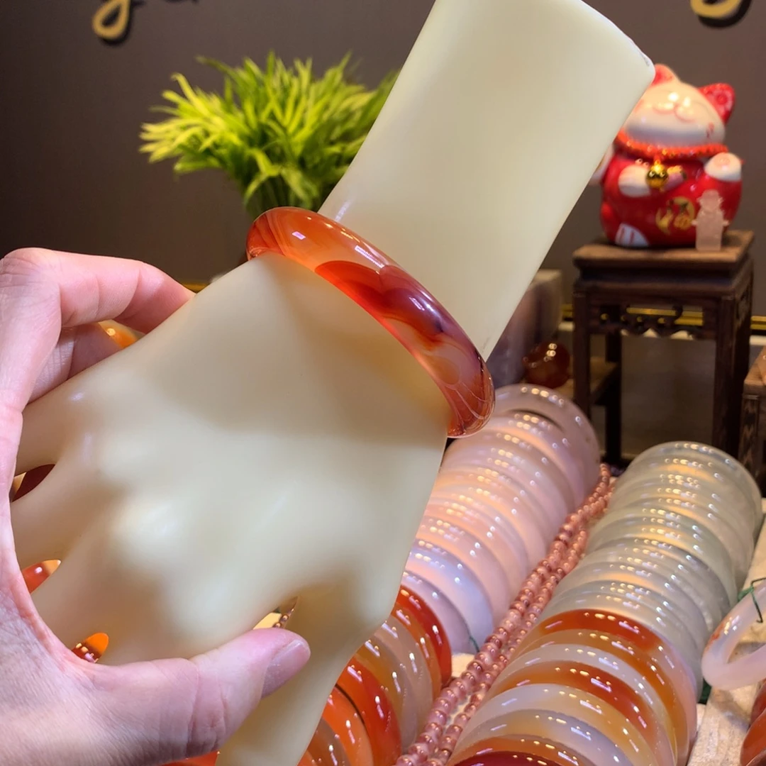 玛瑙/玉髓未镶嵌手镯102号