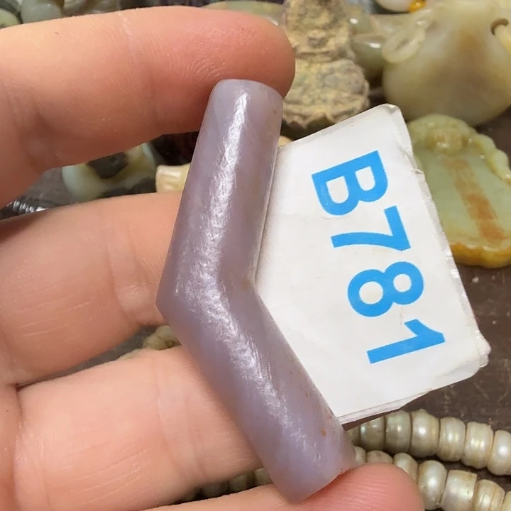 用***1玛瑙/玉髓未镶嵌颈饰