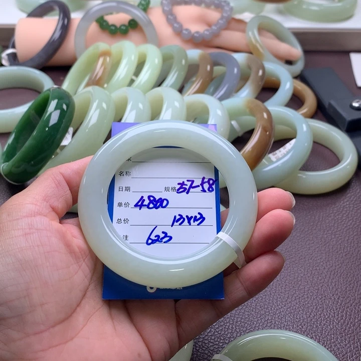 冥***兽未镶嵌手镯和田玉