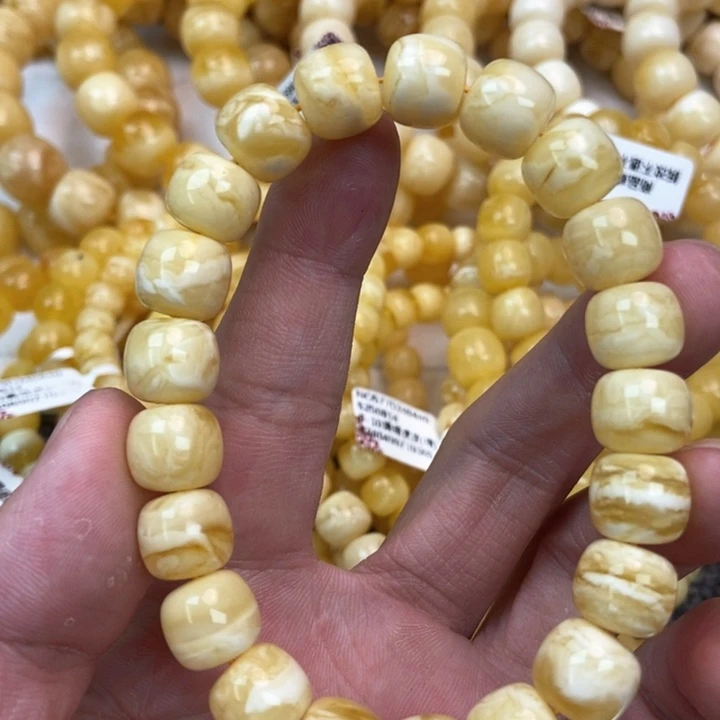 琥珀未镶嵌珠宝奇石26