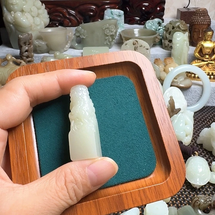求***道瓷片新号开播瓷盘一件