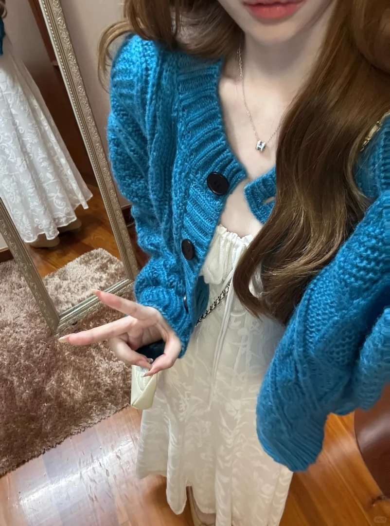 2025秋季新款韩系穿搭显白慵懒针织外套搭配蕾丝长裙气质两件套装