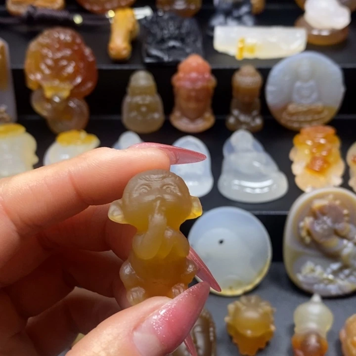 安***瓶玛瑙/玉髓未镶嵌吊坠(不含链)象形猴