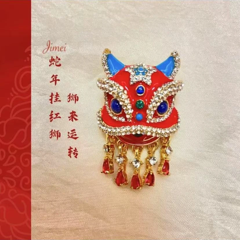 铜合金合成锆石胸针 铜合金 胸针狮来运转胸针超闪精致胸花