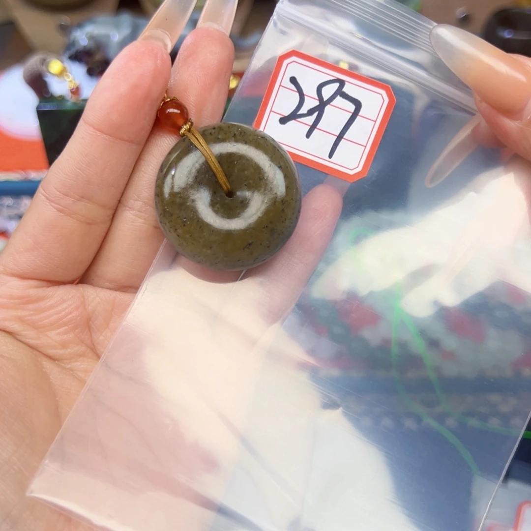 和田玉未镶嵌珠宝半成品