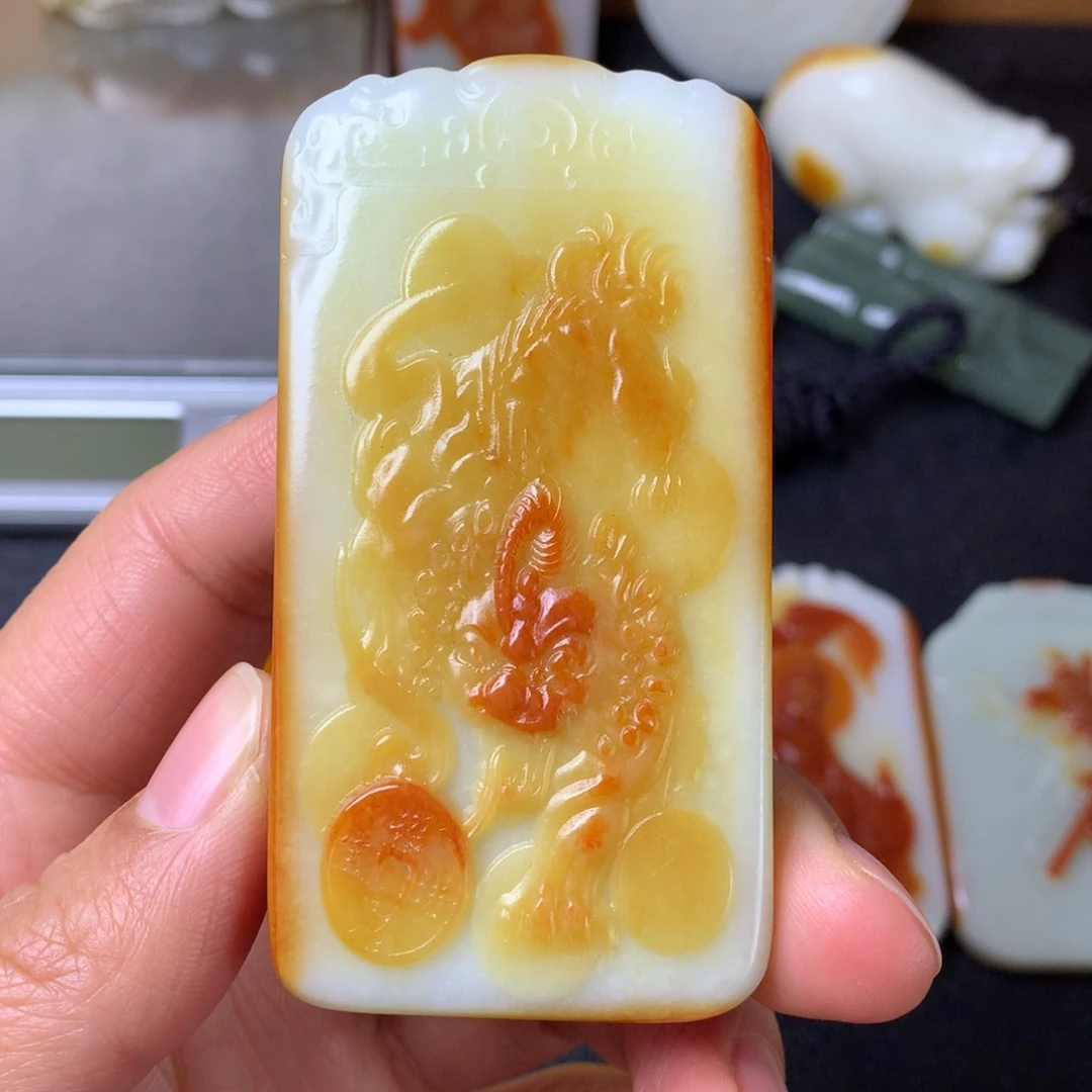 和田玉颈饰未镶嵌“****狱