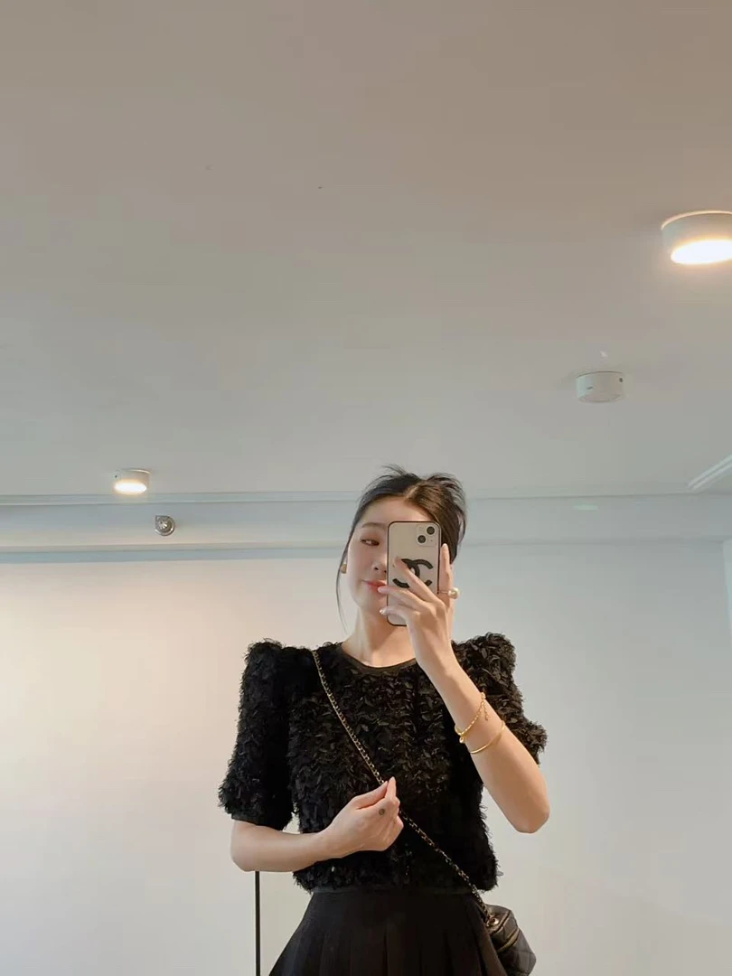 夏季韩版圆领高腰短款纯色女士泡泡袖花瓣T恤小个子流苏短袖上衣