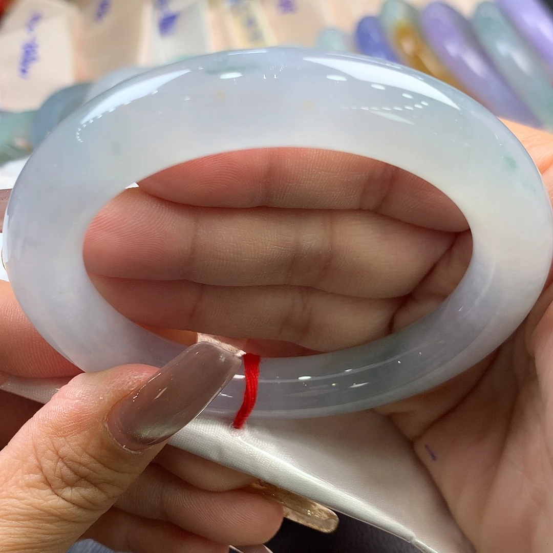 翡翠未镶嵌手镯57圆条