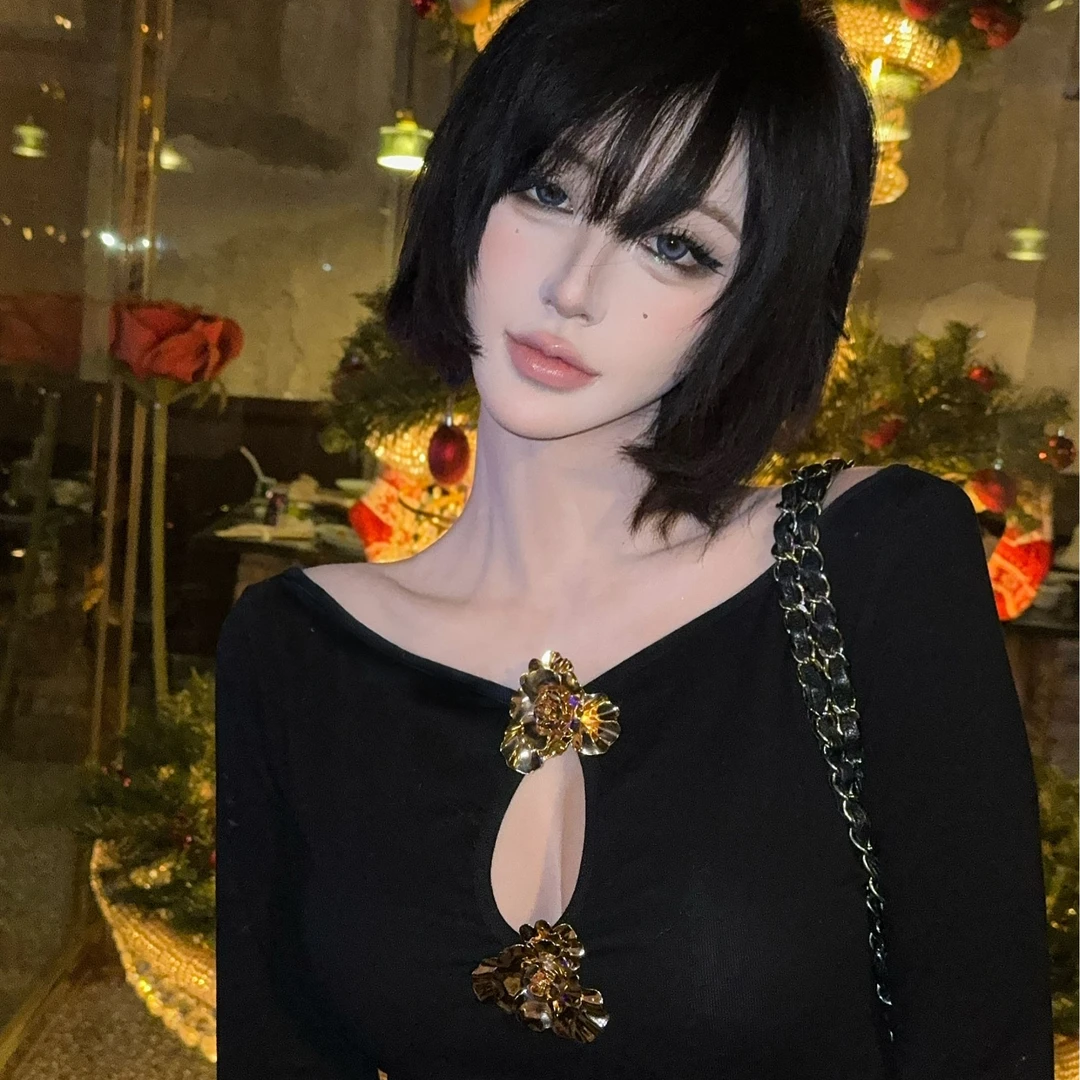 DIETGRRRL2024AW秋冬新品黑色玫瑰大开领性感喇叭袖内搭打底衫