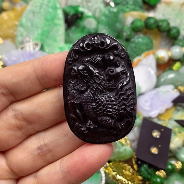 翡翠未镶嵌吊坠(赠链)