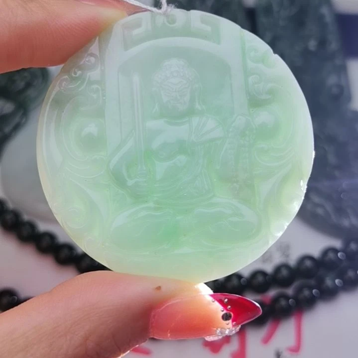 翡翠吊坠(不含链)未镶嵌天然的A货翡翠