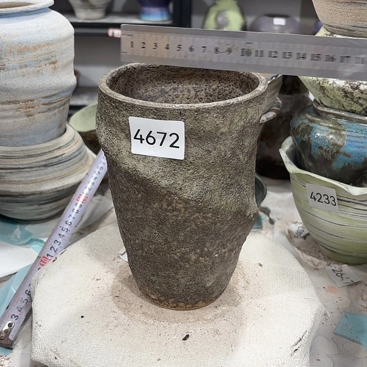 摆件高20，口12，无孔4672，瑕疵处理