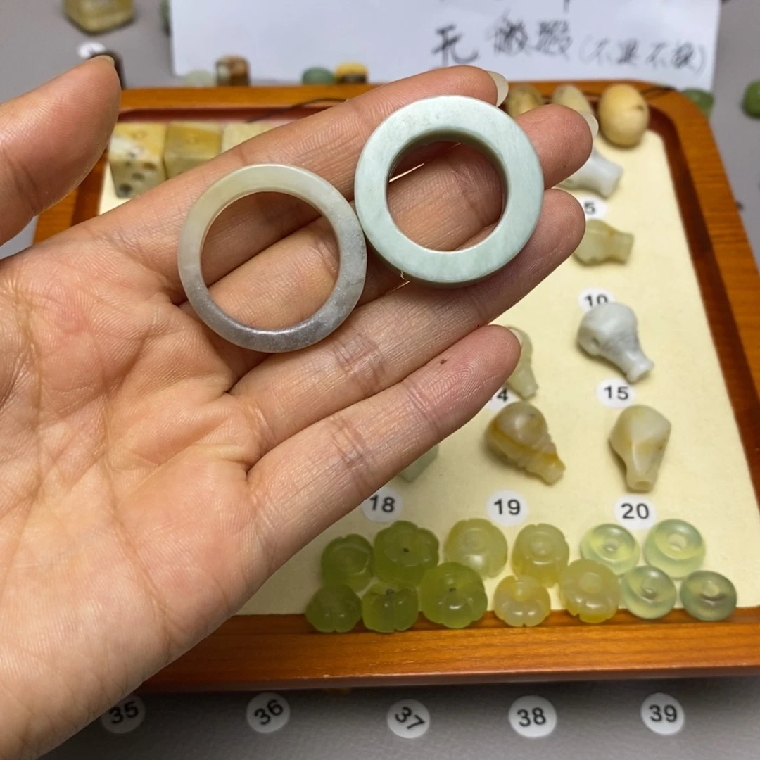 蛇纹石玉配饰合金夏*棉