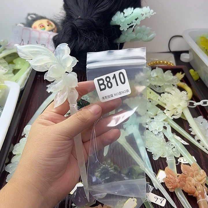 物***语蛇纹石玉合金发饰