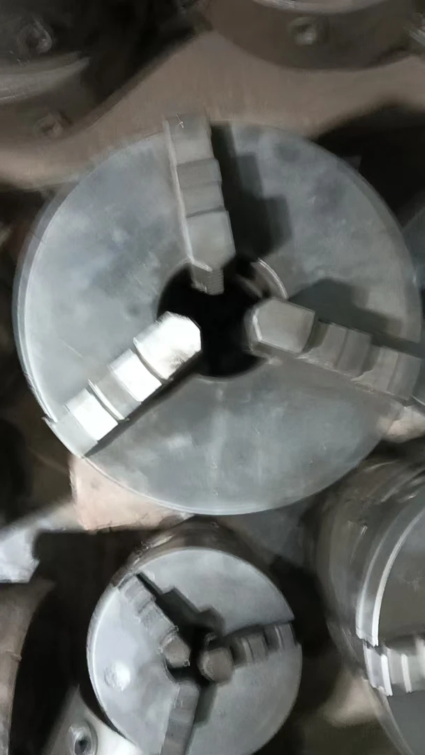 机床配件卡盘一台