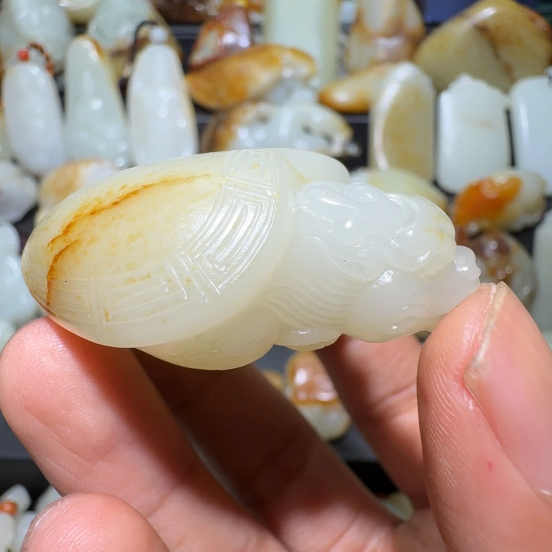 l***n和田玉未镶嵌吊坠(不含链)