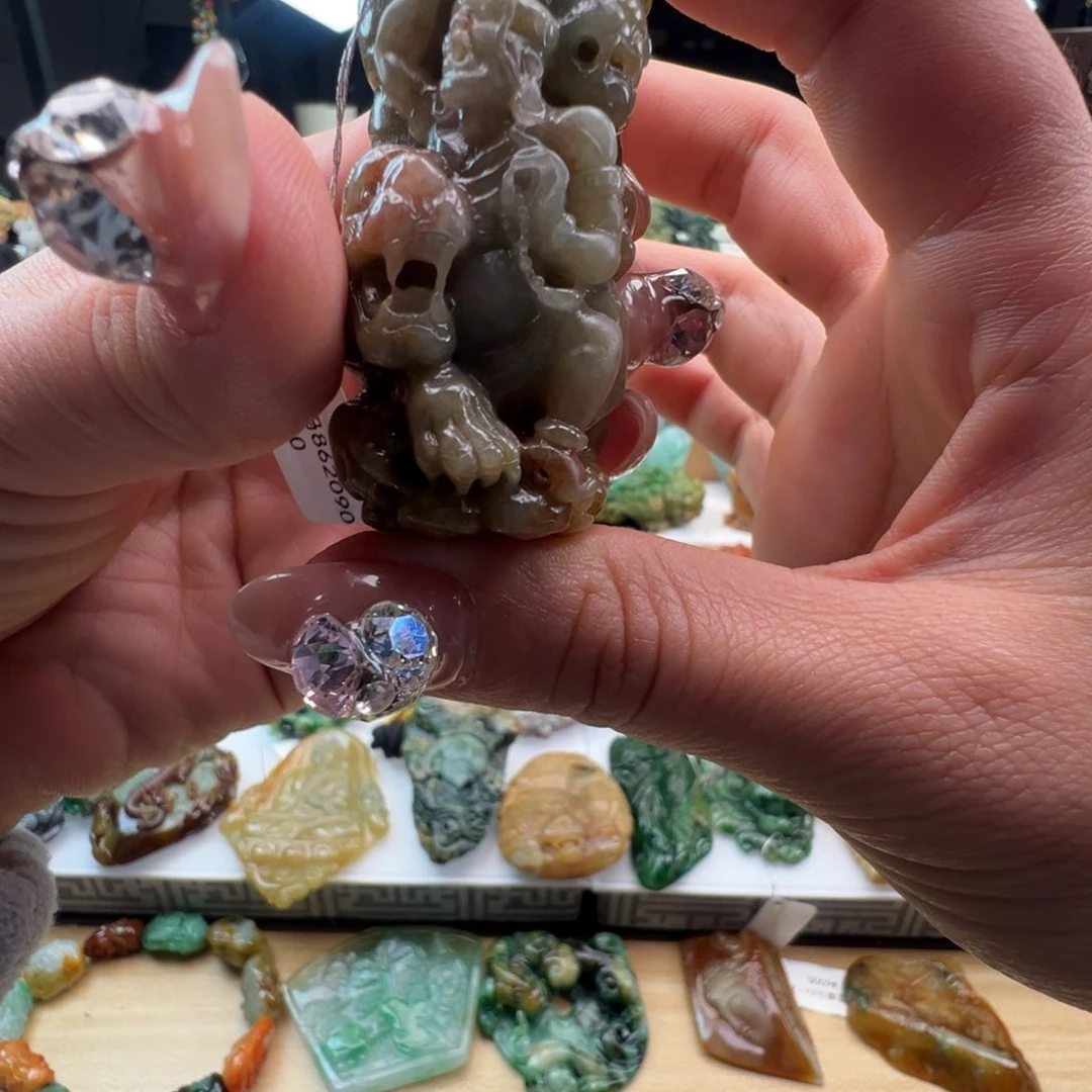 未镶嵌定制翡翠天然缅甸翡翠