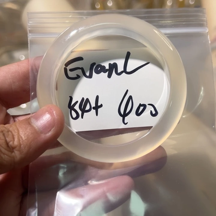 E***L手镯玛瑙/玉髓未镶嵌4单发一根