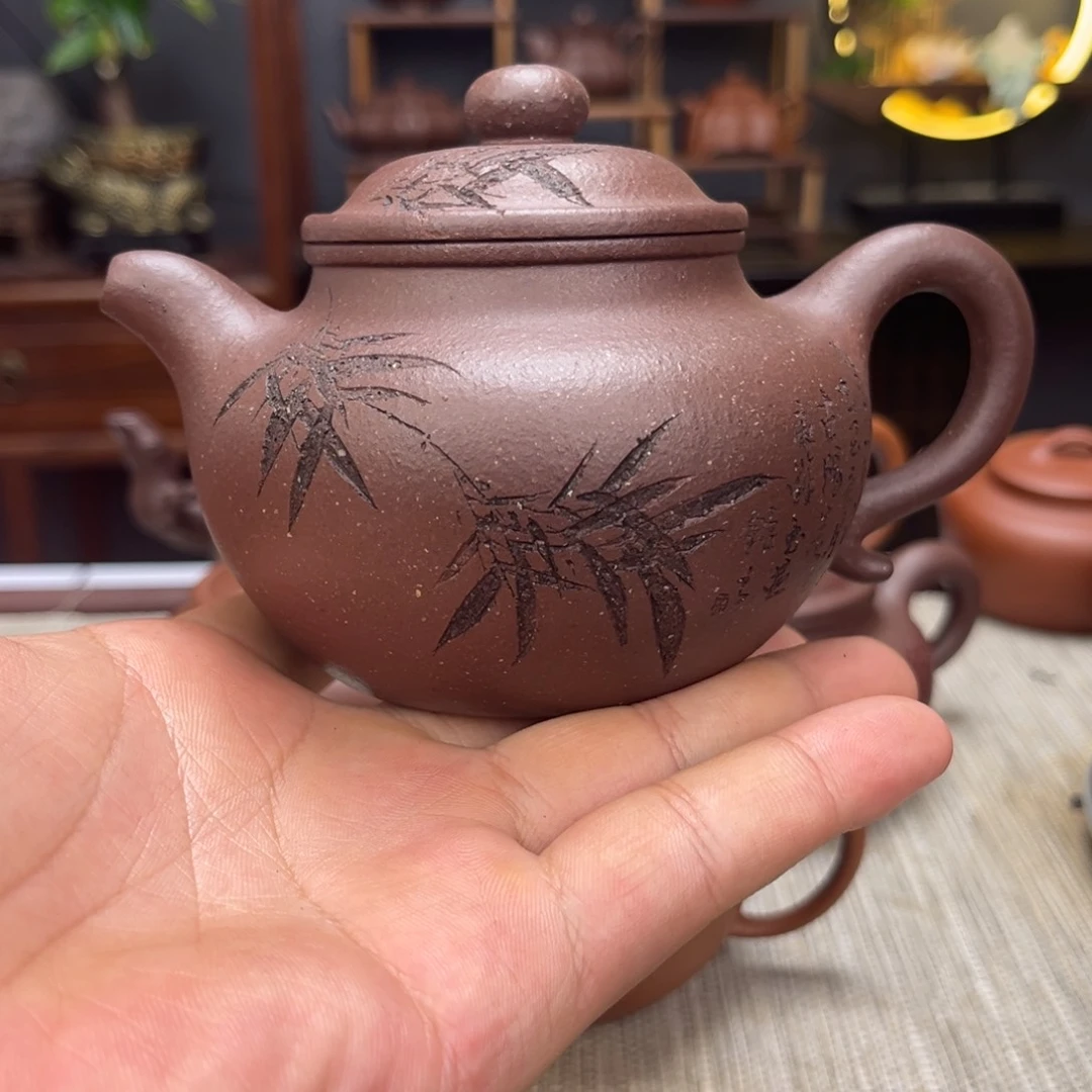 茶壶底槽青一****心微瑕容量260
