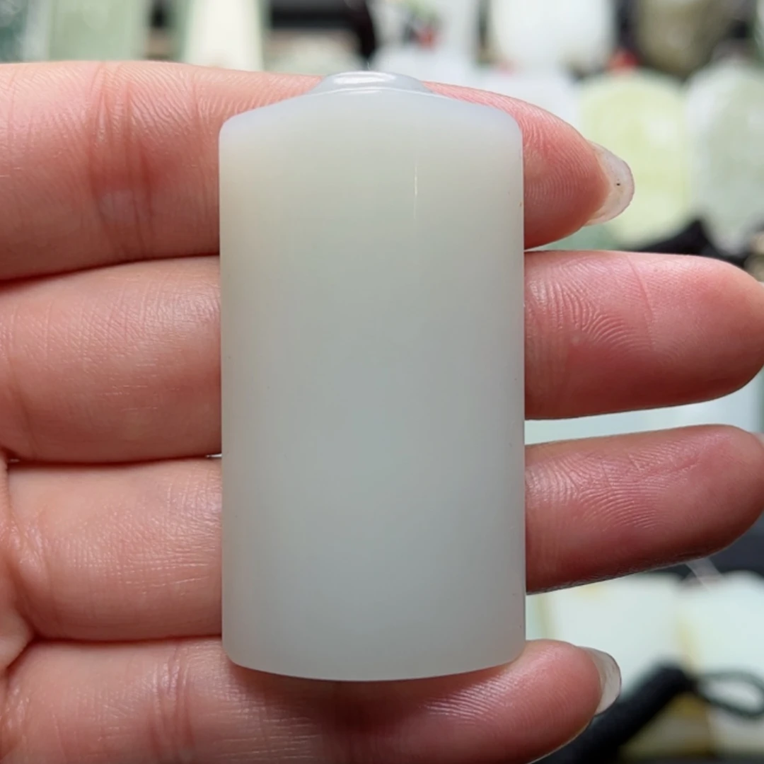 【闪购商品】颈饰未镶嵌和田玉