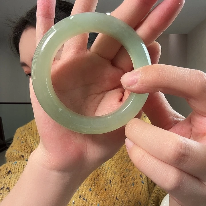 ✾****蛇纹石玉未镶嵌颈饰