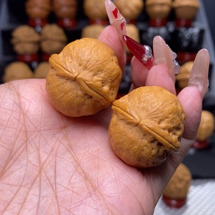 文玩核桃把件龙珠41号