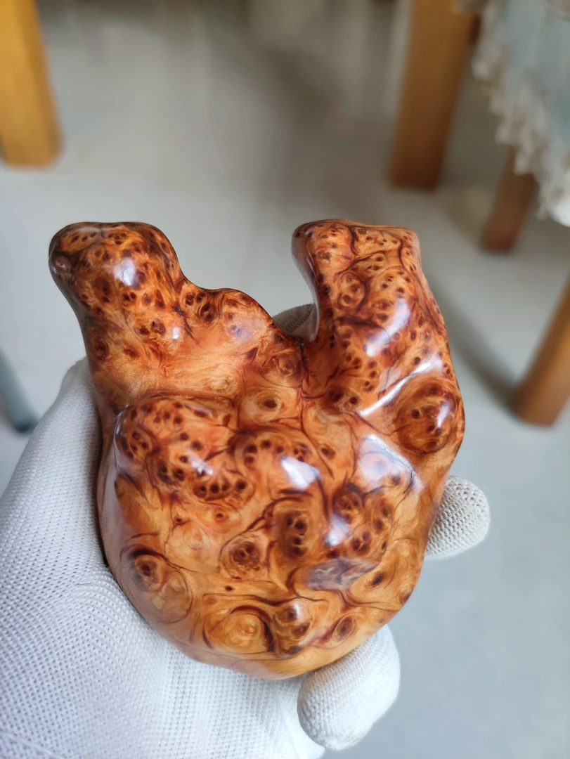 太行崖崖柏柏瘤花把件。