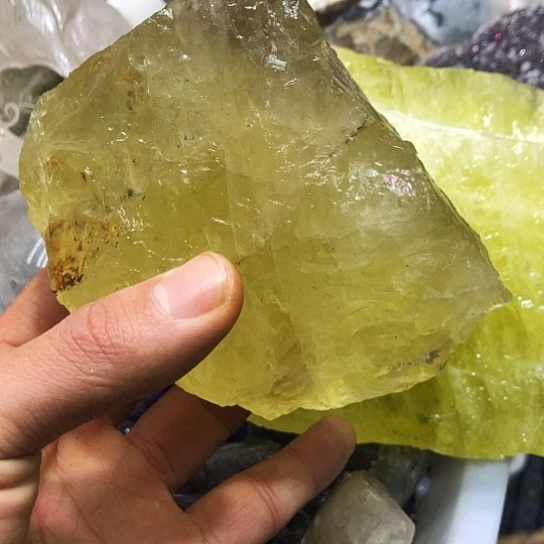 玄***素未镶嵌珠宝半成品水晶