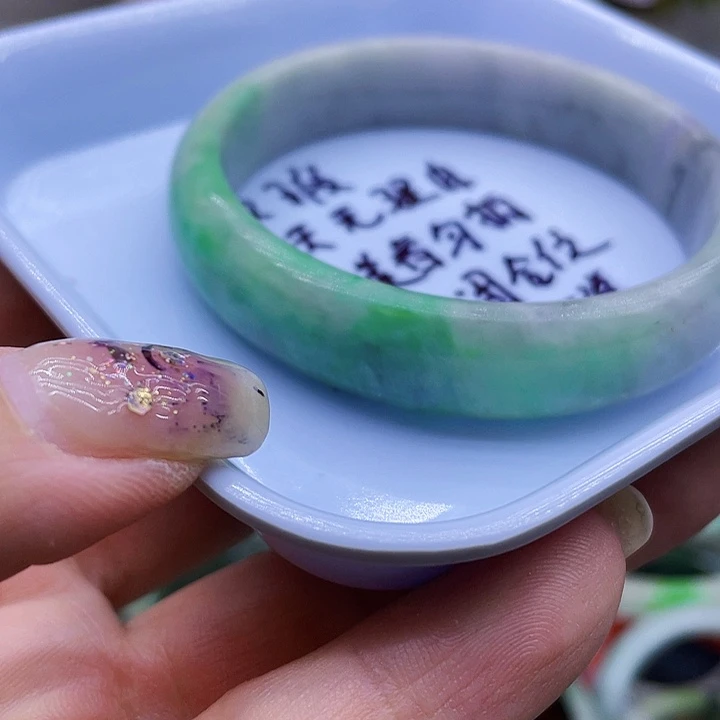 翡翠未镶嵌手镯手镯